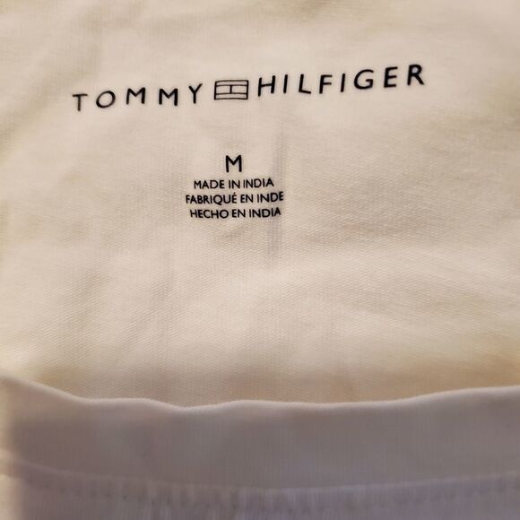 TOMMY Hilfiger graphic t-shirt sz med - Picture 4 of 5